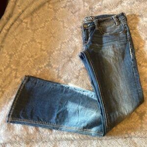 Women’s Rock&Roll Denim
29x34
Low Rise Bootcut